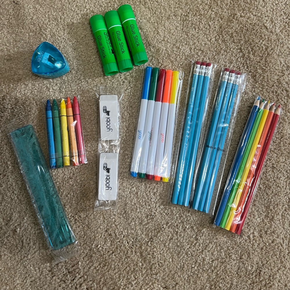 Yoobi Colorful Art Supplies Set Kids Teen School Supplies Bundle